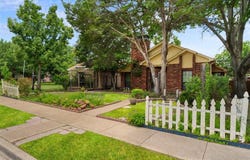 332 Bryant Lane, Cedar Hill, TX 75104