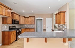212 S Fernan Lake, Star, ID 83669