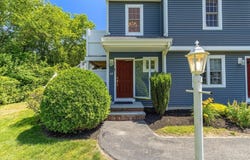 42 Hobart Ln, Rockland, MA 02370