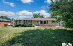470 E HAZELWOOD Street, Morton, IL 61550