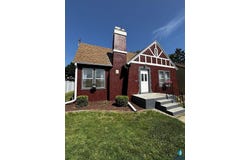 1702 S Norton Ave, Sioux Falls, SD 57105