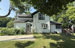 1113 68th Street, South Haven, MI 49090