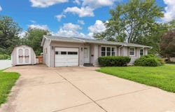 419 W 51ST Street, Davenport, IA 52806