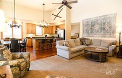 1379 Hearthstone Ct, McCall, ID 83638