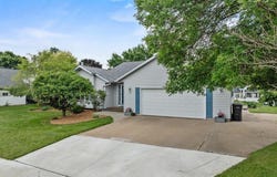 312 E 17TH STREET, Marshfield, WI 54449