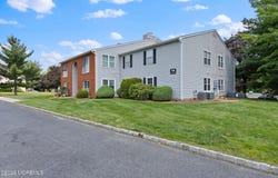 708-4 Zlotkin Circle, Freehold, NJ 07728