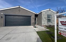 3305 Lilac View Court, Shafter, CA 93263