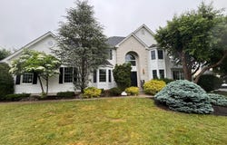 10 English Path, Freehold, NJ 07728