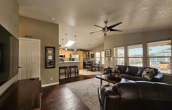 650 N Hawes Road, Mesa, AZ 85207