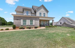13 Riverhills Drive, Tallassee, AL 36078