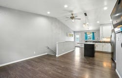 1133 E Adams St, Washington, IA 52353