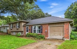 9924 Flora Avenue, Kansas City, MO 64131