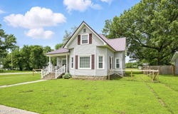 301 N 1st Street, Jasper, MO 64755