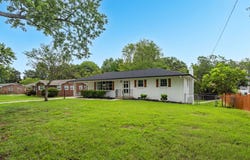 420 Collinwood Drive, Burlington, NC 27215