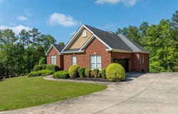 306 Oak Leaf Lane, Glencoe, AL 35905