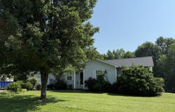 772 Hopkins Cemetery Road, Lily, KY 40740