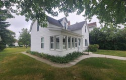 814 Sinclair Street, BOTTINEAU, ND 58318