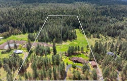13609 W Charles Rd, Nine Mile Falls, WA 99026
