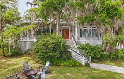 206 Dunbar Drive, St Simons Island, GA 31522
