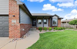 2637 E Mason Ridge, Derby, KS 67037