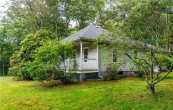 3442 Flat River Road, Coventry, RI 02816
