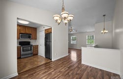 1614 Thrush Terrace, St Louis, MO 63144
