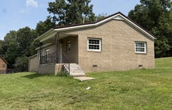 2718 Bee Creek Road, Corbin, KY 40701