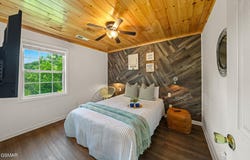3059 Engle Town Road, Sevierville, TN 37862