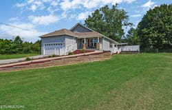 526 Turkey Oak Rd, Crossville, TN 38555