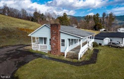 7215 N Us Highway 421, Vilas, NC 28692