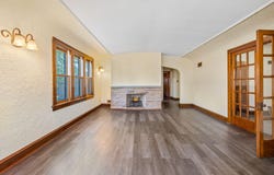 3970 S Whitnall Ave, Milwaukee, WI 53207