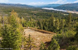 831 Outlook Rd, Cocolalla, ID 83813