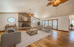27394 Cross Lane, Barnett, MO 65011