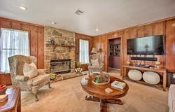 25399  S 663  RD, Grove, OK 74344