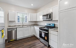 837 S 4th Avenue, Kankakee, IL 60901
