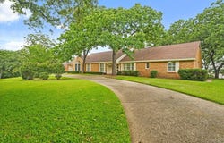 1407 Ridgecrest Circle, Denton, TX 76205