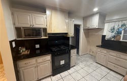 6843 Vantage Avenue, North Hollywood, CA 91605