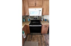 716 THOMAS Drive, Sun Prairie, WI 53590