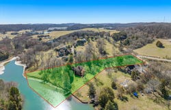 2092 Lakewood Drive, Loudon, TN 37774