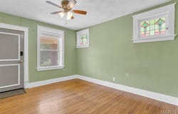 1717 Yale Avenue, St Louis, MO 63117
