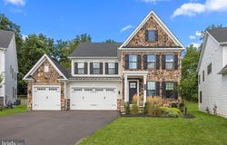 111 LOWNES ROAD, NEWTOWN, PA 18940