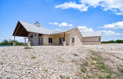 6738 Texas Rd 2, Del Rio, TX 78840