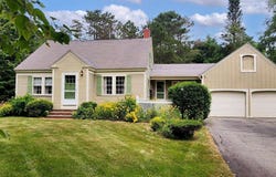 18 Canoe Club Road, Hampden, ME 04444