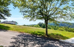 123 Pineberry Road E, Oak Ridge, TN 37830