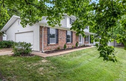 5 Rebecca Court, St Charles, MO 63301