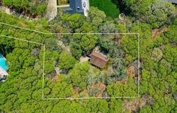 11 Oakwood Court, Wainscott, NY 11975