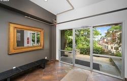 1910 SW 18TH AVE, Portland, OR 97201