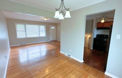 15612 Langley Avenue, South Holland, IL 60473
