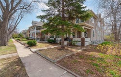 904 Lincoln Avenue, Saint Paul, MN 55105