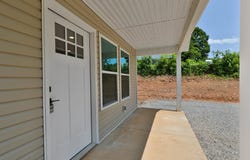 302 E College Street, Crane, MO 65633